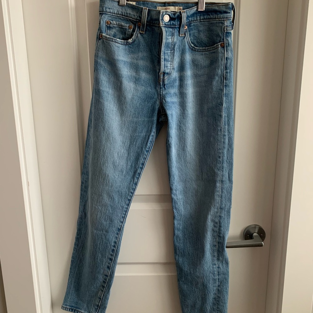 Levi’s Wedgie jeans - like new